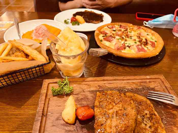 多利亚意式餐厅(武商众圆广场店)-"不想来做饭,正好孩子在这附近上课