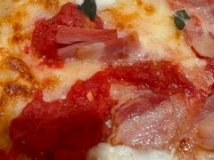 -城市大道红炉披萨烘焙坊