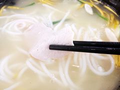 -桥香园过桥米线(国贸店)