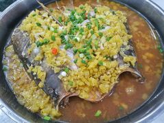 野山椒鱼头-红色湘菜馆(春风店)