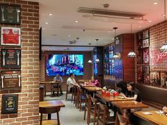 -常熟路(地铁站)