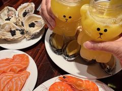 -广州万富希尔顿酒店·感趣自助餐厅·金秋蟹宴生蚝海鲜刺身
