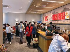 -星巴克臻选(周浦万达店)