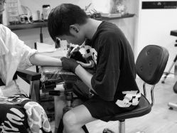 点击看大图 -龙之吻专业刺青·手工耳洞·纹身去色