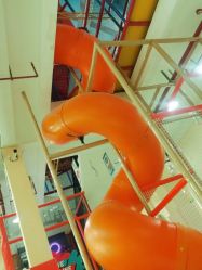 -动力星球家庭亲子游乐中心