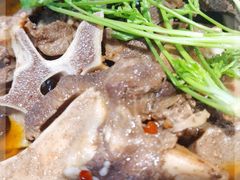 -运气牛自助酱大骨火锅(南京东路店)
