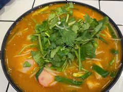 -肥汁米蘭香港米线(长宁来福士店)