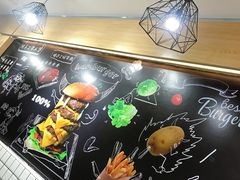 -牛纽塔·牛人堡(群众路店)