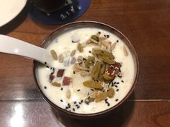 老兰家自制酸奶-老兰家传统烧烤炒菜泡馍(小南门店)