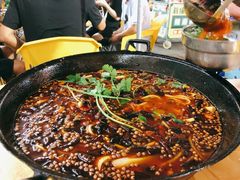 -鸿顺老铁锅美蛙鱼府(解放碑店)