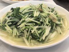 -健跳小海鲜(人民路店)