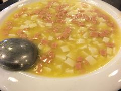 -休记光头香辣蟹干锅店(衣冠庙店)