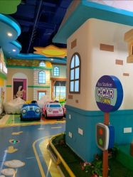 -纽西卡汽车小镇(大悦城店)