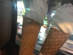 -万利隆·活力烘焙(人民路店)