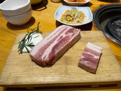 -唯成•韩国炭火烤肉 유성고기