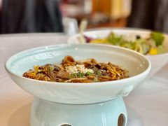 本帮响油鳝丝-上海小南国(世博源店)