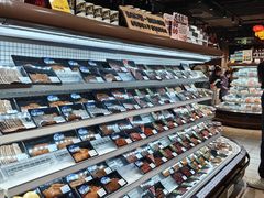 -胖东来生活广场(健康路店)