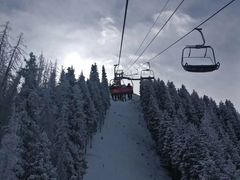 -丝绸之路山地度假区滑雪场