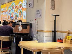 -白沙肴·长沙米粉.小炒湘菜(地王店)