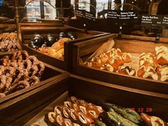 -B&C黄油与面包·THE GARDEN BAKERY概念店(世纪汇店)