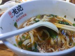 -湘人龙记老长沙米粉(鸟巢店)