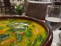 豌豆尖酥肉汤-泓0871臻选云南菜·味庄