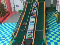 -蒙特利亲子乐园