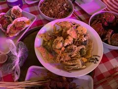 -龙巢盱眙龙虾·鸡煲·烧烤宵夜(坪洲店)