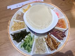 -怪噜范·老贵阳街头名小吃(数博万达店)