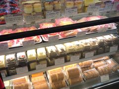 -红宝石·鲜奶小方·海派西点房(丰庄店)