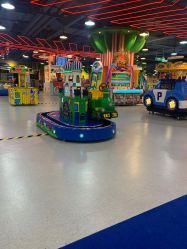 -咔叮卡丁·儿童室内赛车馆