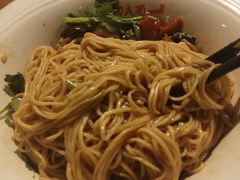 -哇蛙牛功夫面渝都料理(龙阳广场店)