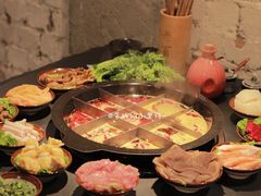 -老酉火锅(阳明古镇店)