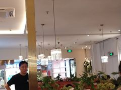 大堂-杯子红牛排(南庄吉利广场店)