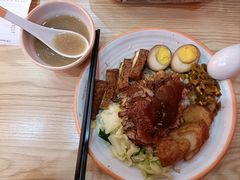-瑞霖·隆江猪脚饭