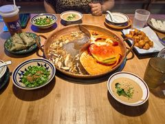 -洱火云南酸菜牛肉火锅(石景山当代商城店)