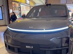 -理想汽车(世纪汇店)