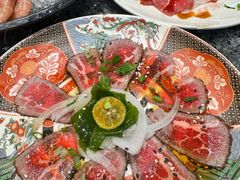 烤半生牛肉-渔荷食町·铁板烧料理(崂山万象汇店)