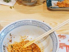 -魔都三兄弟酸辣粉·蘸卤炸串(虹桥万科店)