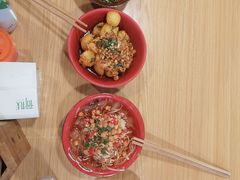 -拐枣巷小串串(财大店)