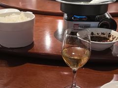 -湖泉水云间餐厅·弥勒地道菜(B座店)