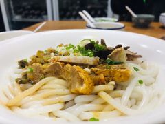 -牛八宝桂林米粉(八里庄店)