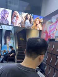 -藤野造型专业烫染接发