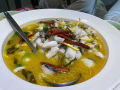 金汤酸菜鱼-吕氏疙瘩汤·海鲜新鲁菜(凯德mall新都心店)