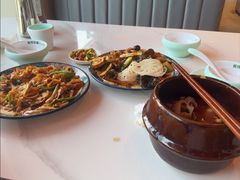 -亚伟瓦罐面美食城(淇县总店)