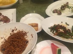 -上海小南国(仲盛世界商城店)