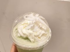 -星巴克臻选(上海淮海百盛购物中心店)