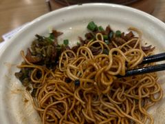 -佬钱湾仔(衣裳街店)