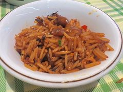 霸缸肥肠饭-鸿先阁·干煸虾(星沙店)