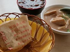 -洪峰浩老北京烧饼夹肉(角门路店)